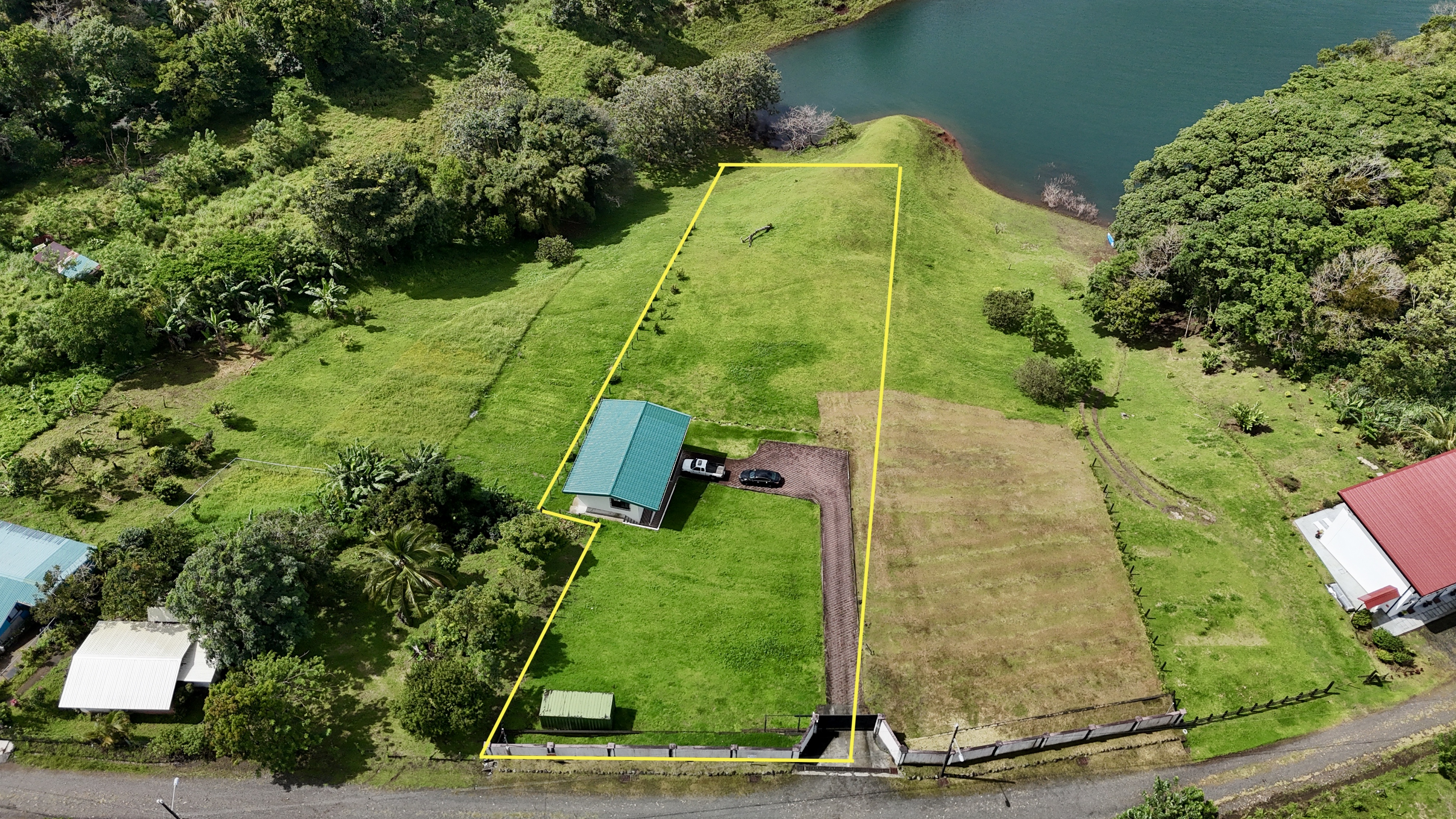 1 bed Single Family Homes For Sale in Lake Arenal, Guanacaste - thumb 2