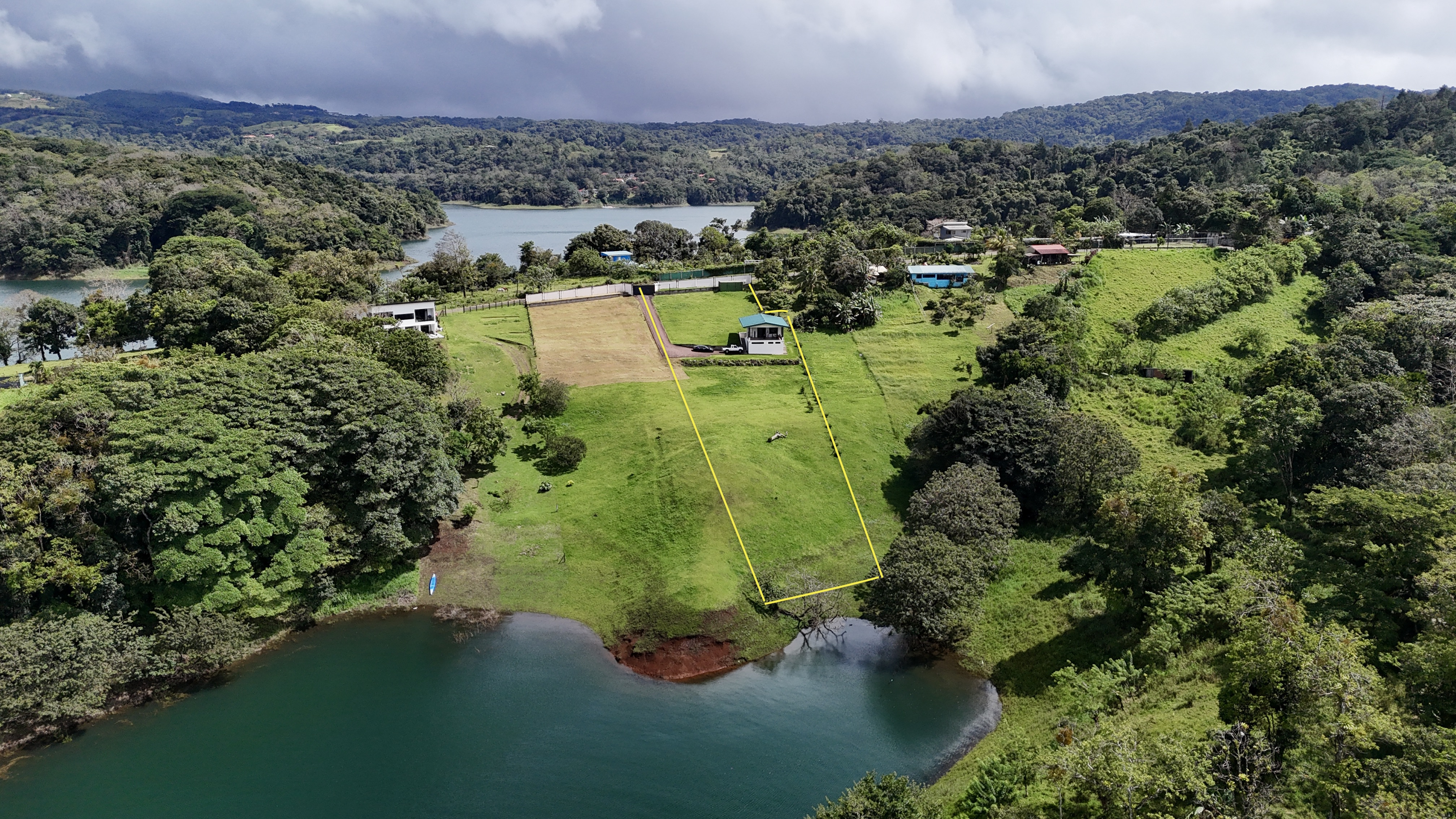 1 bed Single Family Homes For Sale in Lake Arenal, Guanacaste - thumb 21