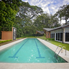  - Immaculate Beach Home + 2 eBikes for Beachside Living