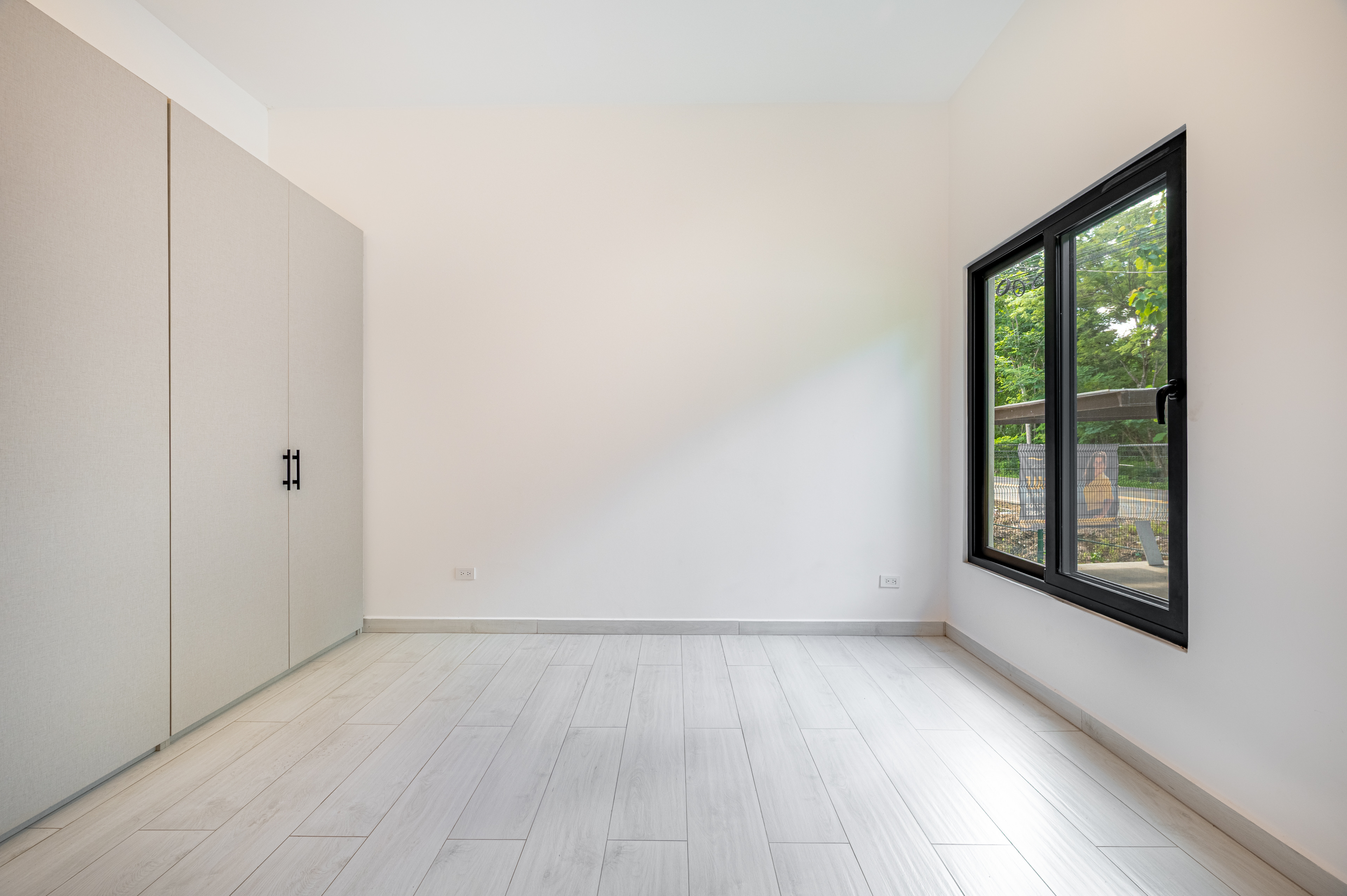 4 bed Single Family Homes For Sale in Playa Potrero, Guanacaste - thumb 25