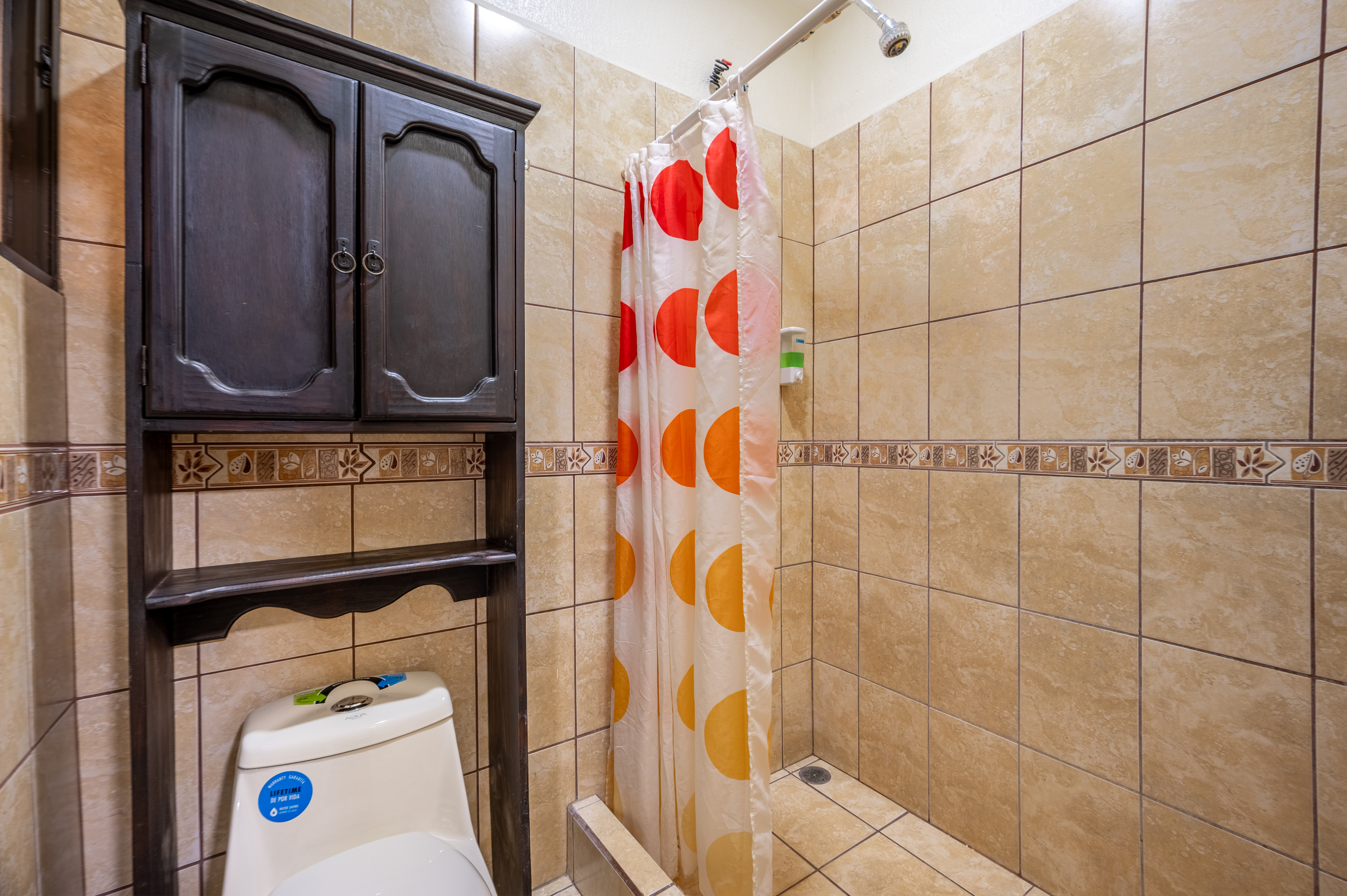 4 bed Single Family Homes For Sale in Tamarindo, Guanacaste - thumb 7