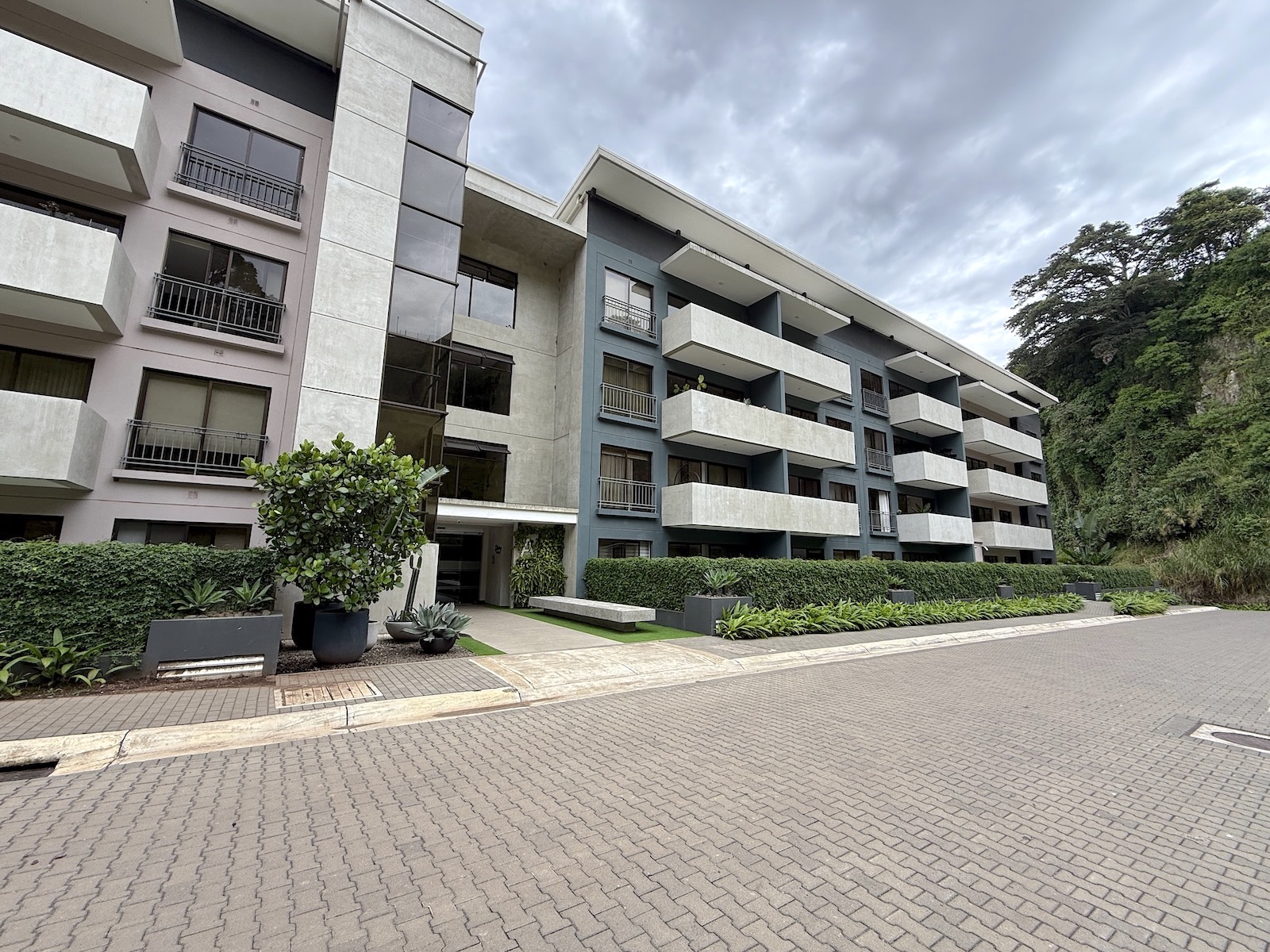 1 bed Apartment For Sale in Guachipelin De Escazu, San Jose - thumb 12