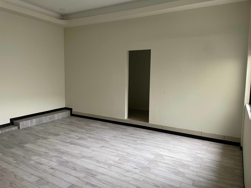 5 bed Single Family Homes For Sale in Santa Ana, San Jose - photo 8