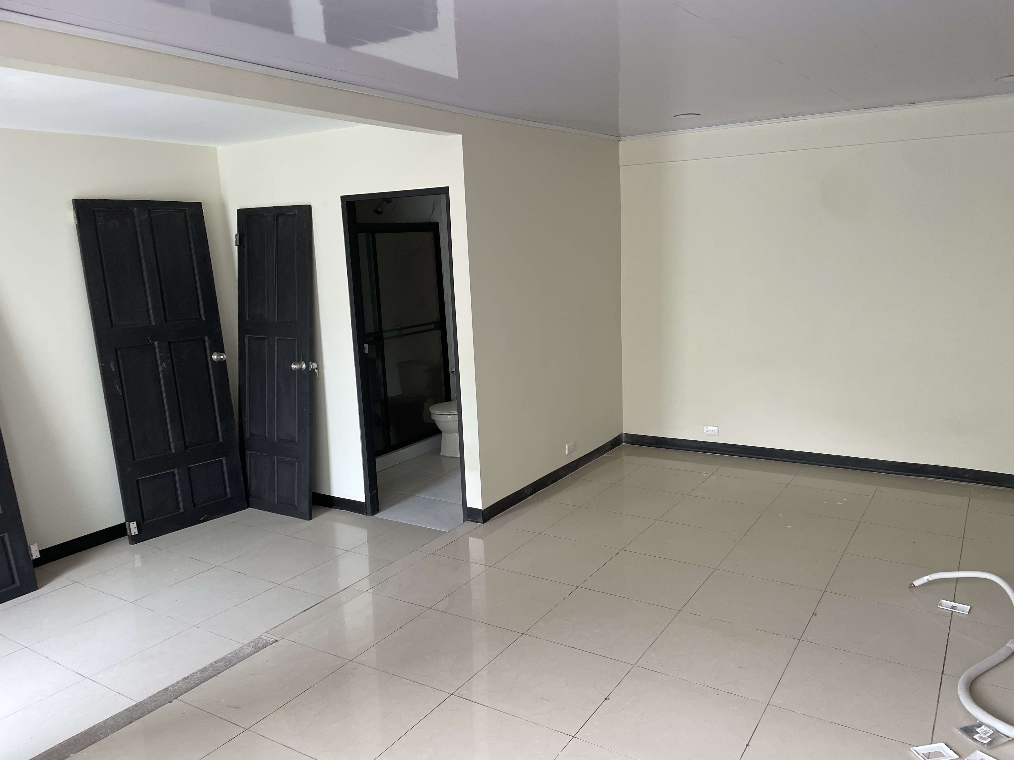 5 bed Single Family Homes For Sale in Santa Ana, San Jose - thumb 12