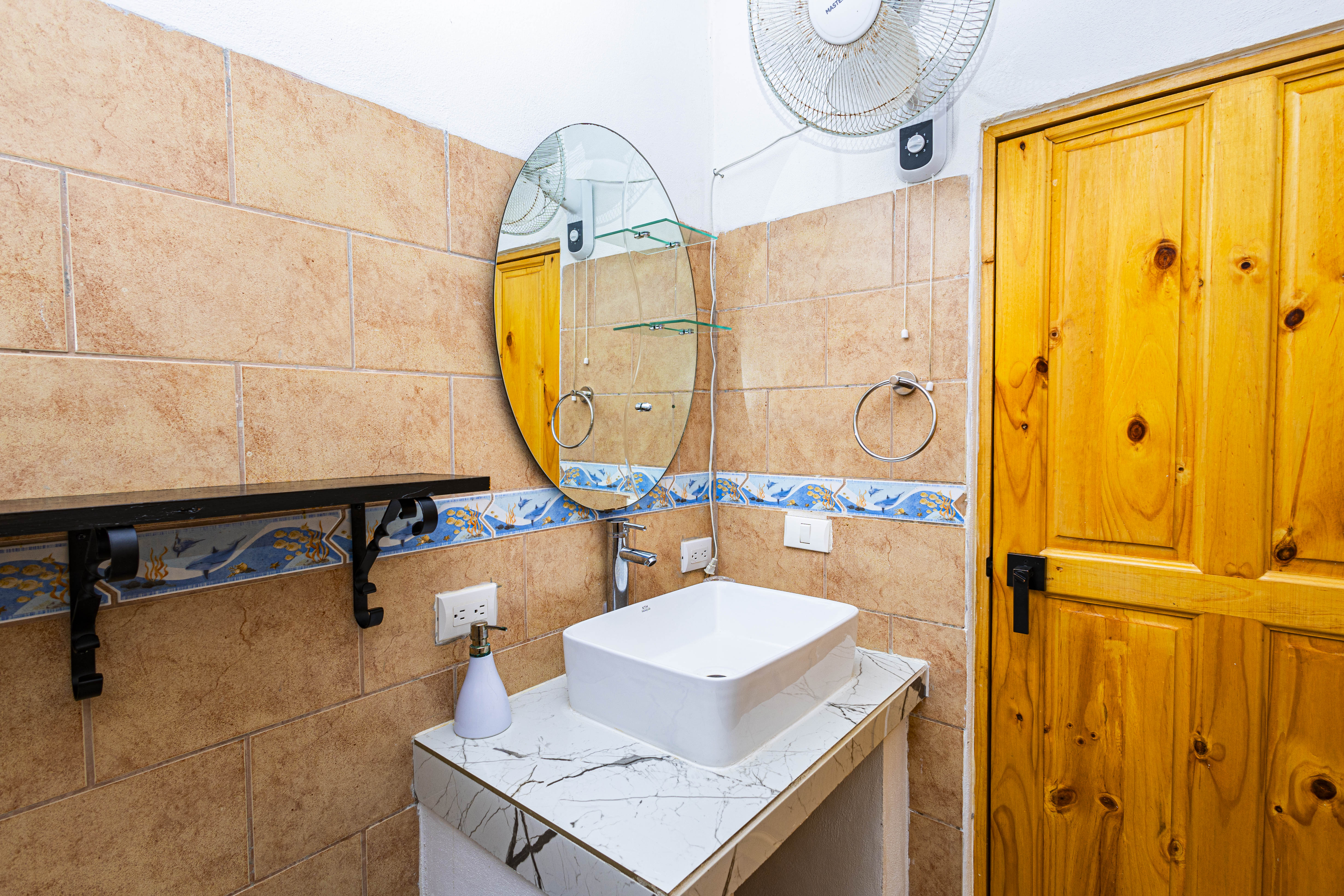 6 bed Single Family Homes For Sale in Dominical, Puntarenas - thumb 16