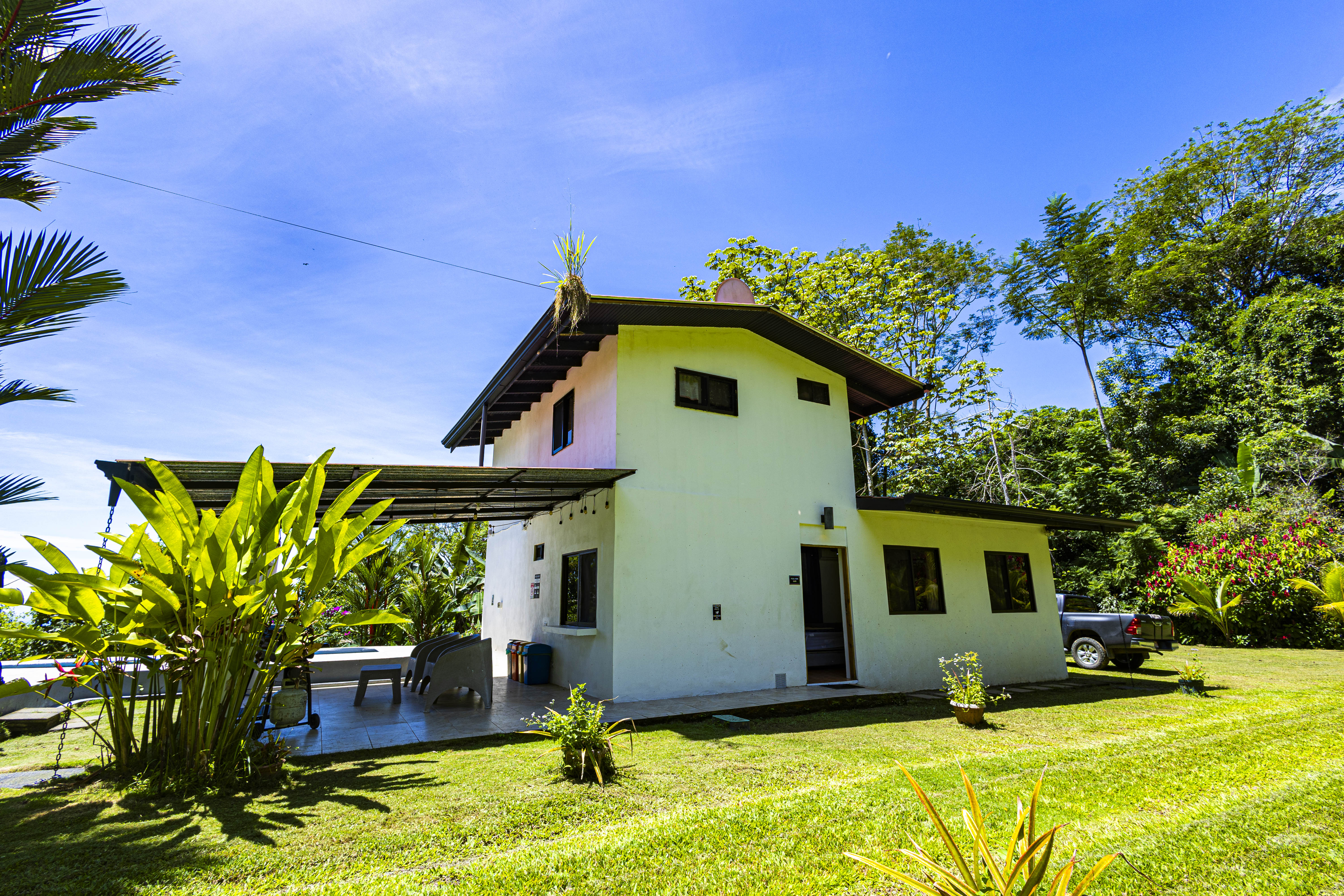 6 bed Single Family Homes For Sale in Dominical, Puntarenas - thumb 13