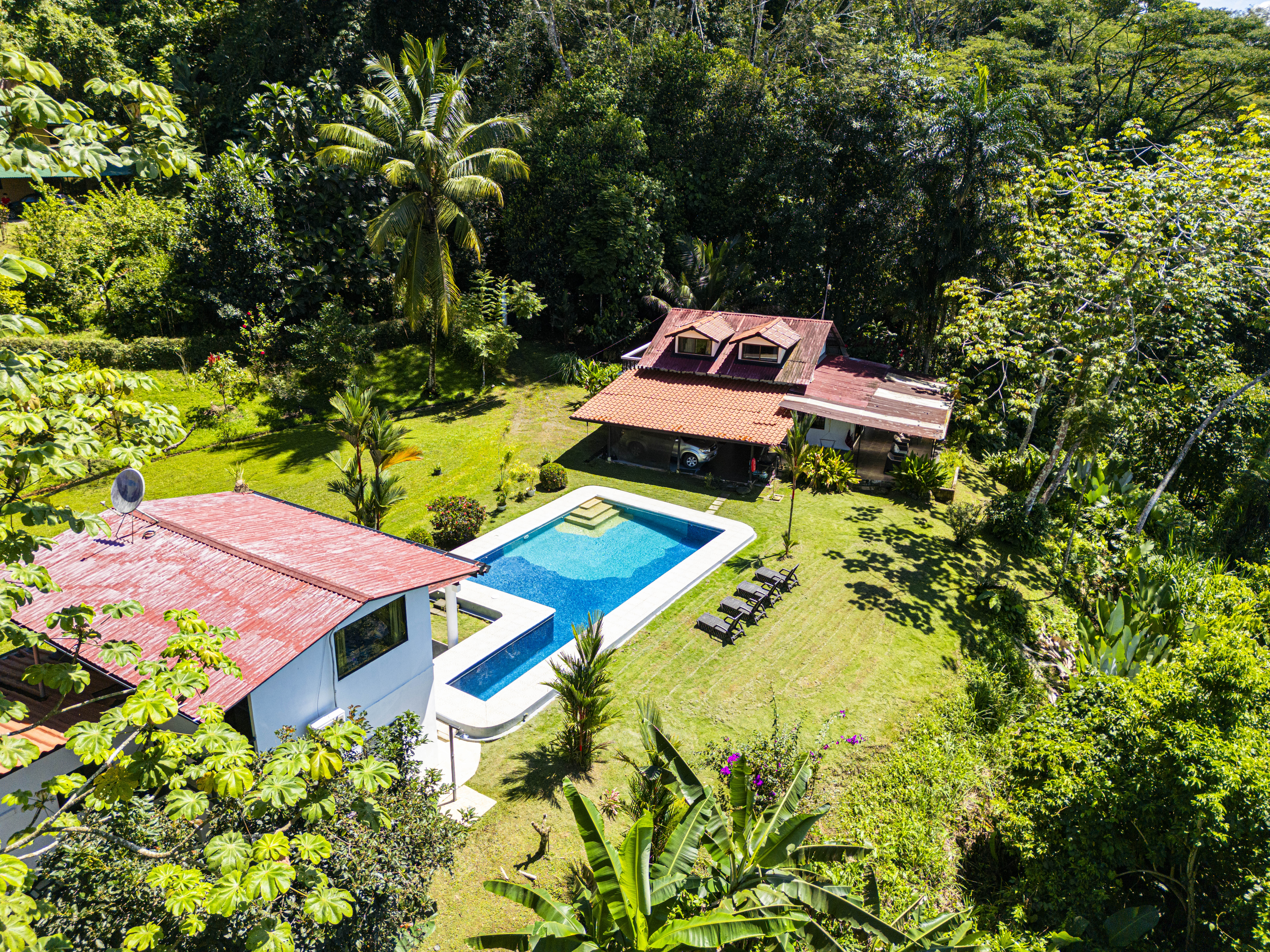 6 bed Single Family Homes For Sale in Dominical, Puntarenas - thumb 28