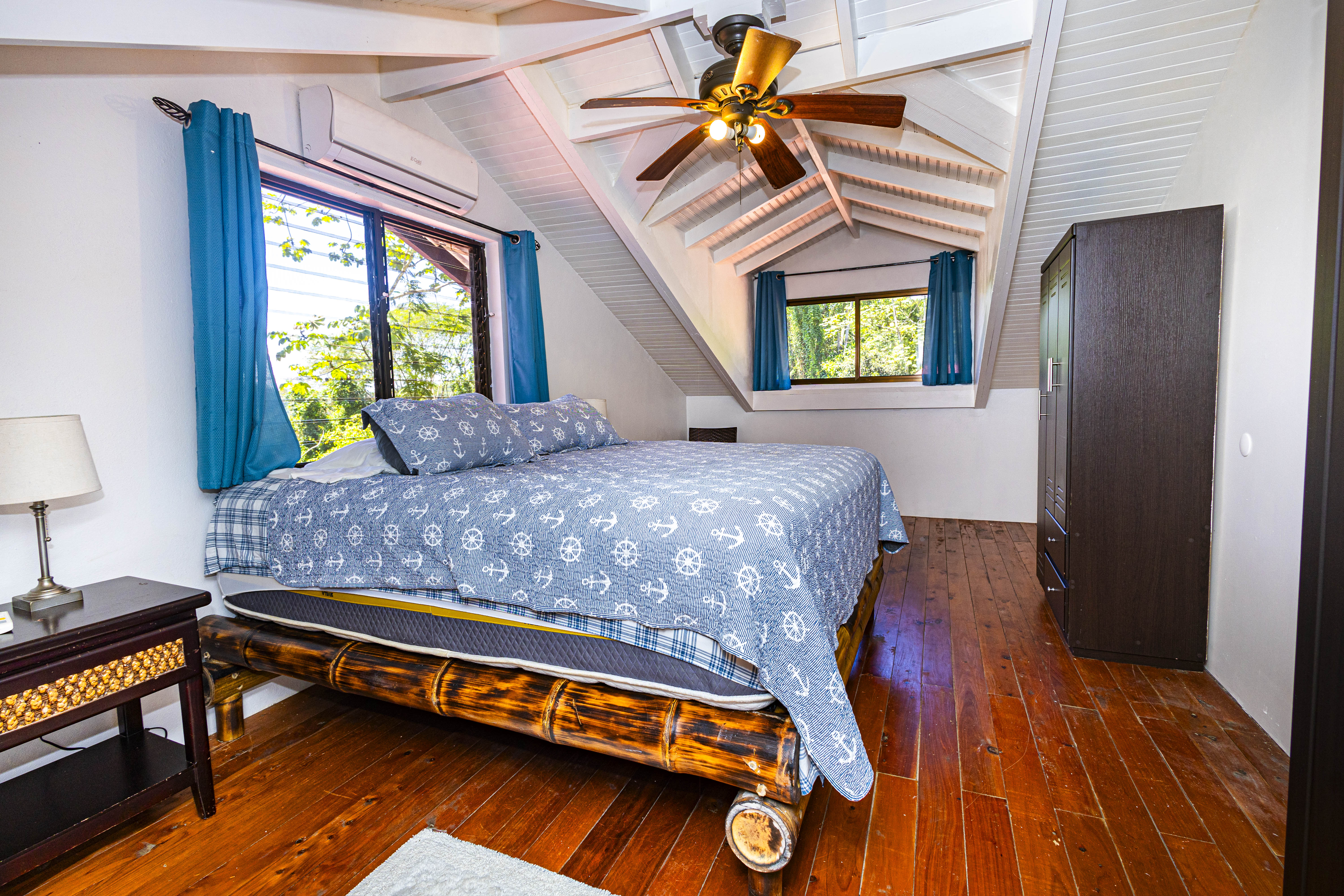 6 bed Single Family Homes For Sale in Dominical, Puntarenas - thumb 10