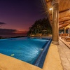  - Villa Pacifica: Luxury Oceanview Retreat Steps from the Beach
