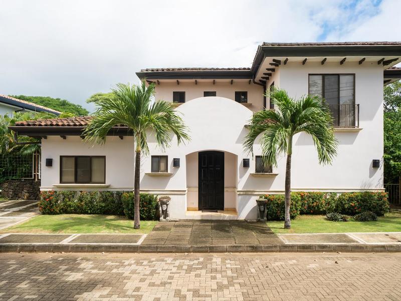 3 bed Single Family Homes For Sale in Tamarindo, Guanacaste - 1
