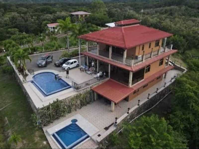 5 bed Single Family Homes For Sale in Paquera, Puntarenas - 1
