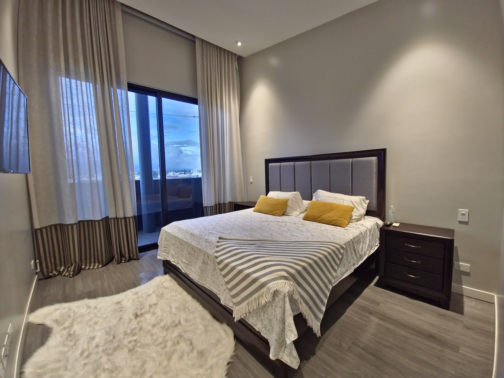 3 bed Apartment For Sale in Escazu, San Jose - thumb 12