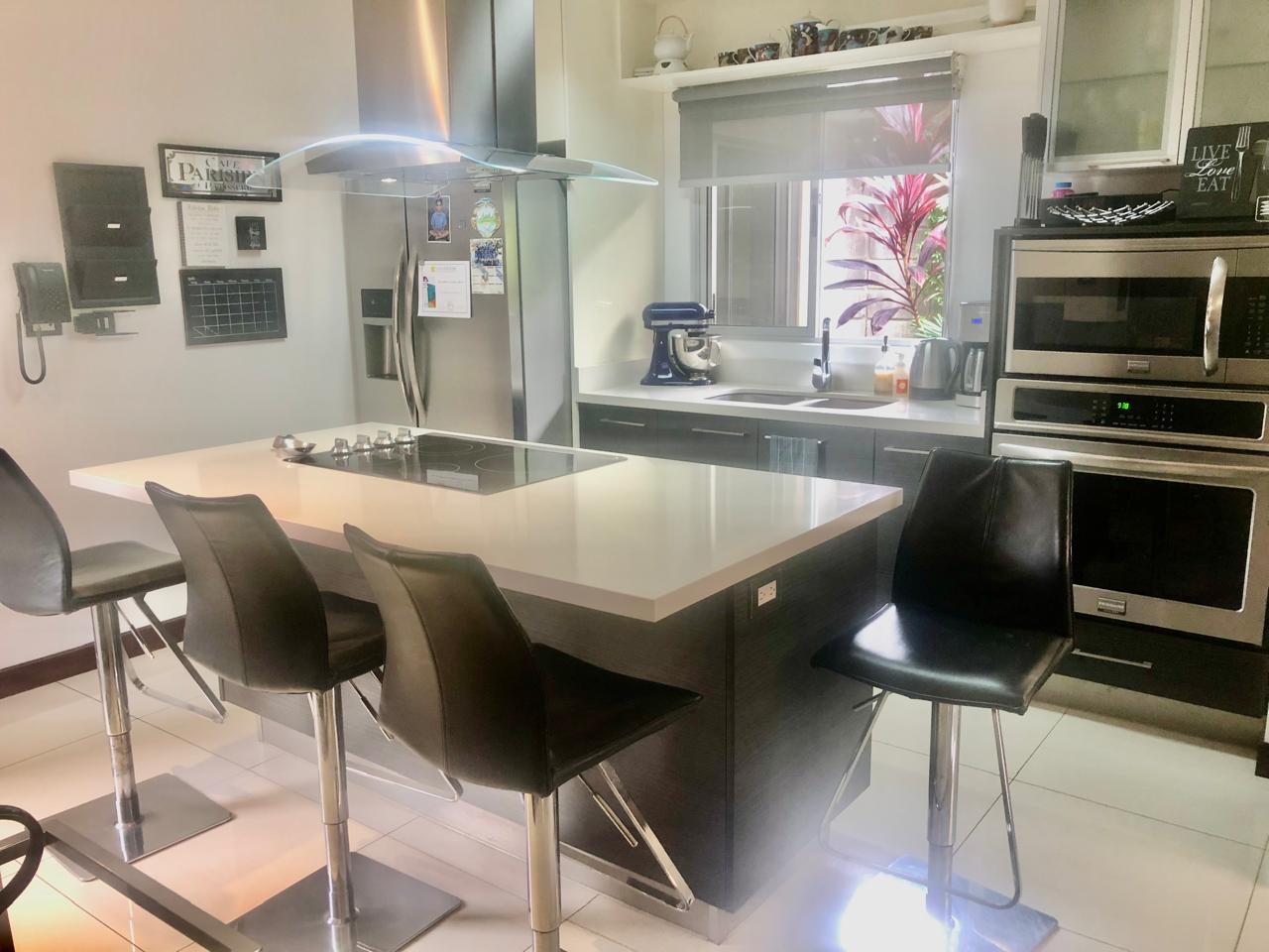 3 bed Condo For Sale in Santa Ana, San Jose - thumb 4