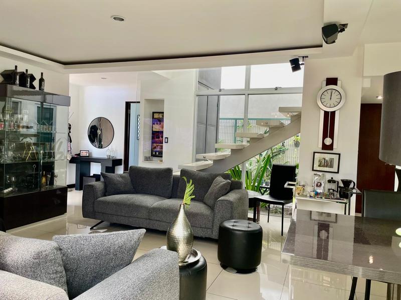 3 bed Condo For Sale in Santa Ana, San Jose