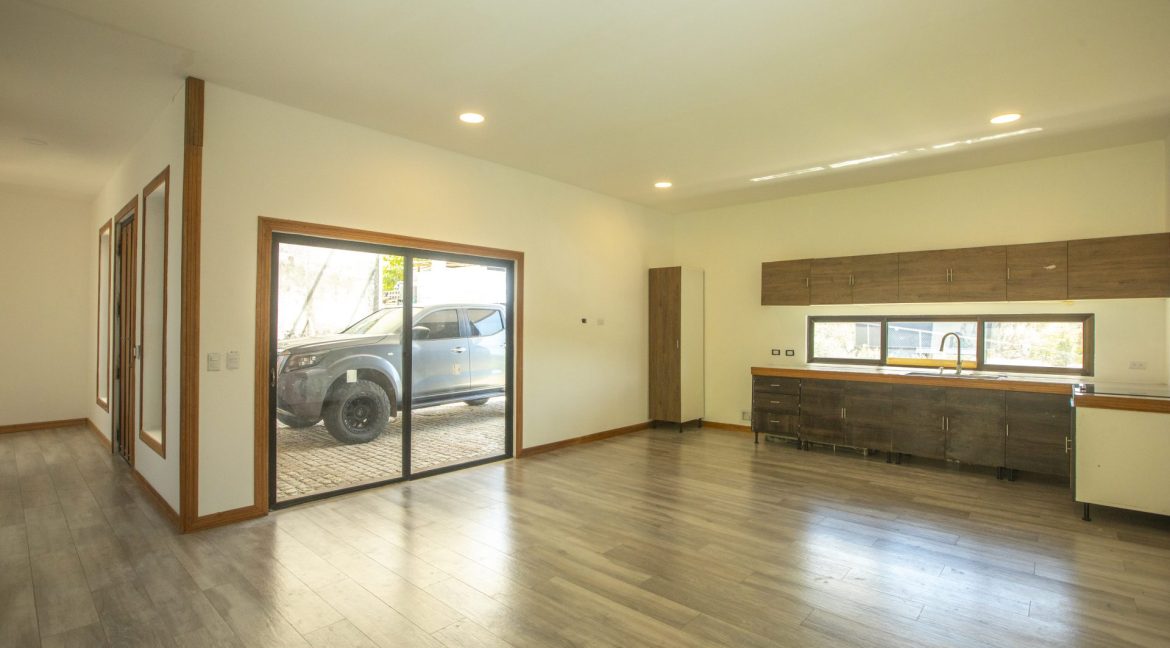 2 bed Single Family Homes For Sale in Playas Del Coco, Guanacaste - thumb 3