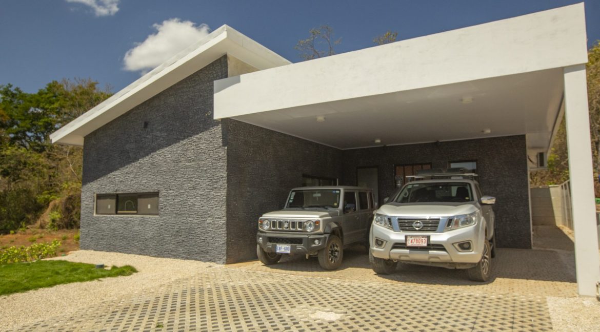 2 bed Single Family Homes For Sale in Playas Del Coco, Guanacaste - thumb 1