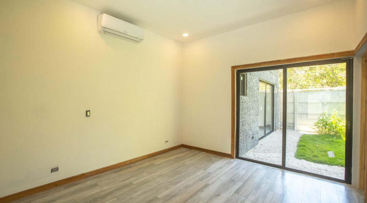 2 bed Single Family Homes For Sale in Playas Del Coco, Guanacaste - thumb 5