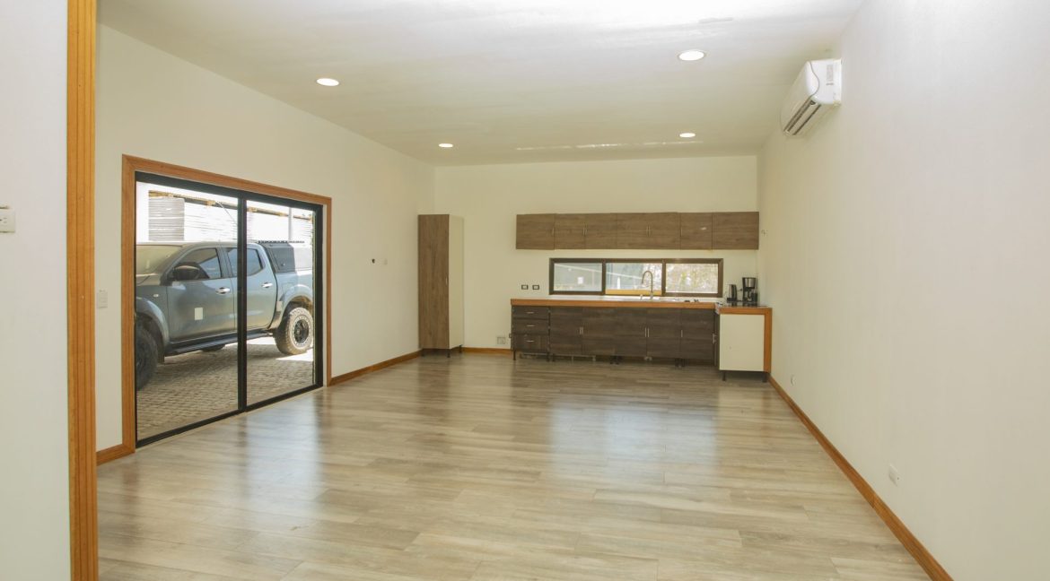 2 bed Single Family Homes For Sale in Playas Del Coco, Guanacaste - thumb 2