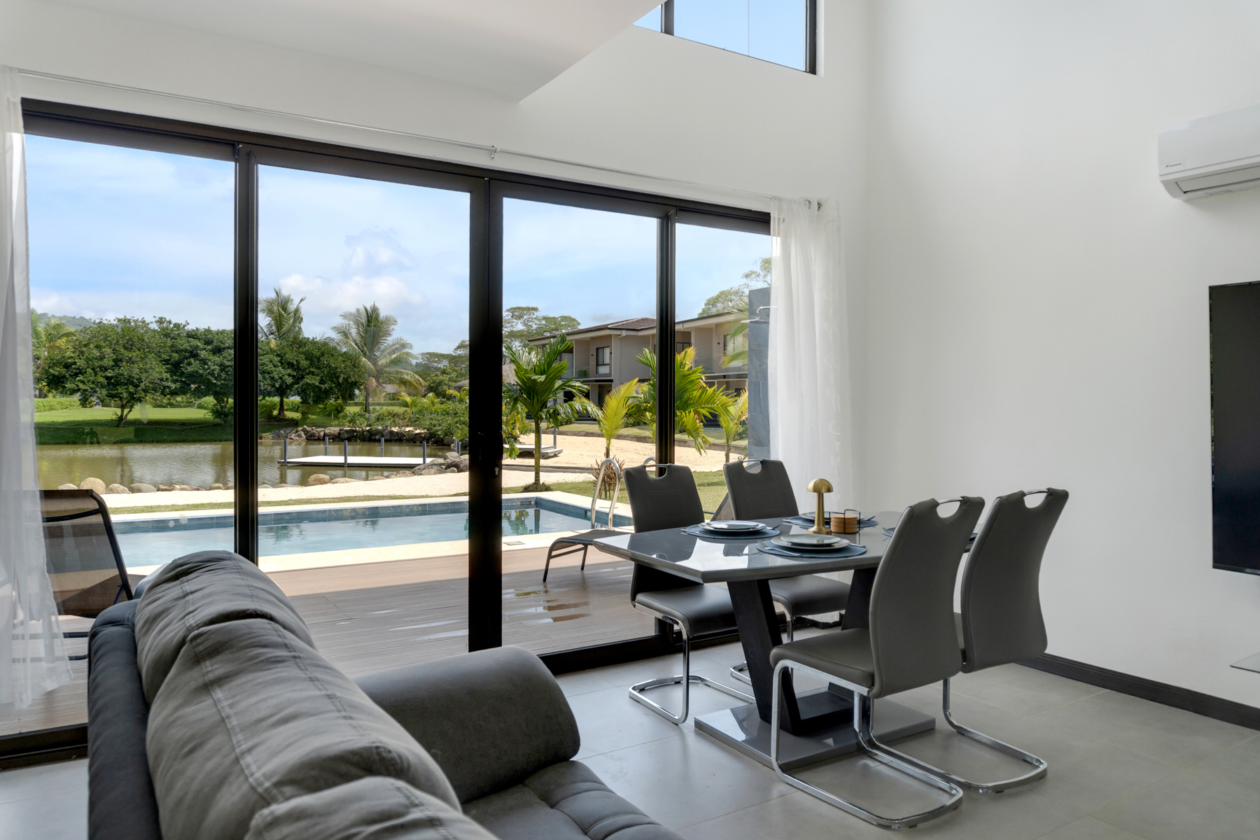 4 bed Single Family Homes For Sale in Playa Hermosa, Puntarenas - thumb 23