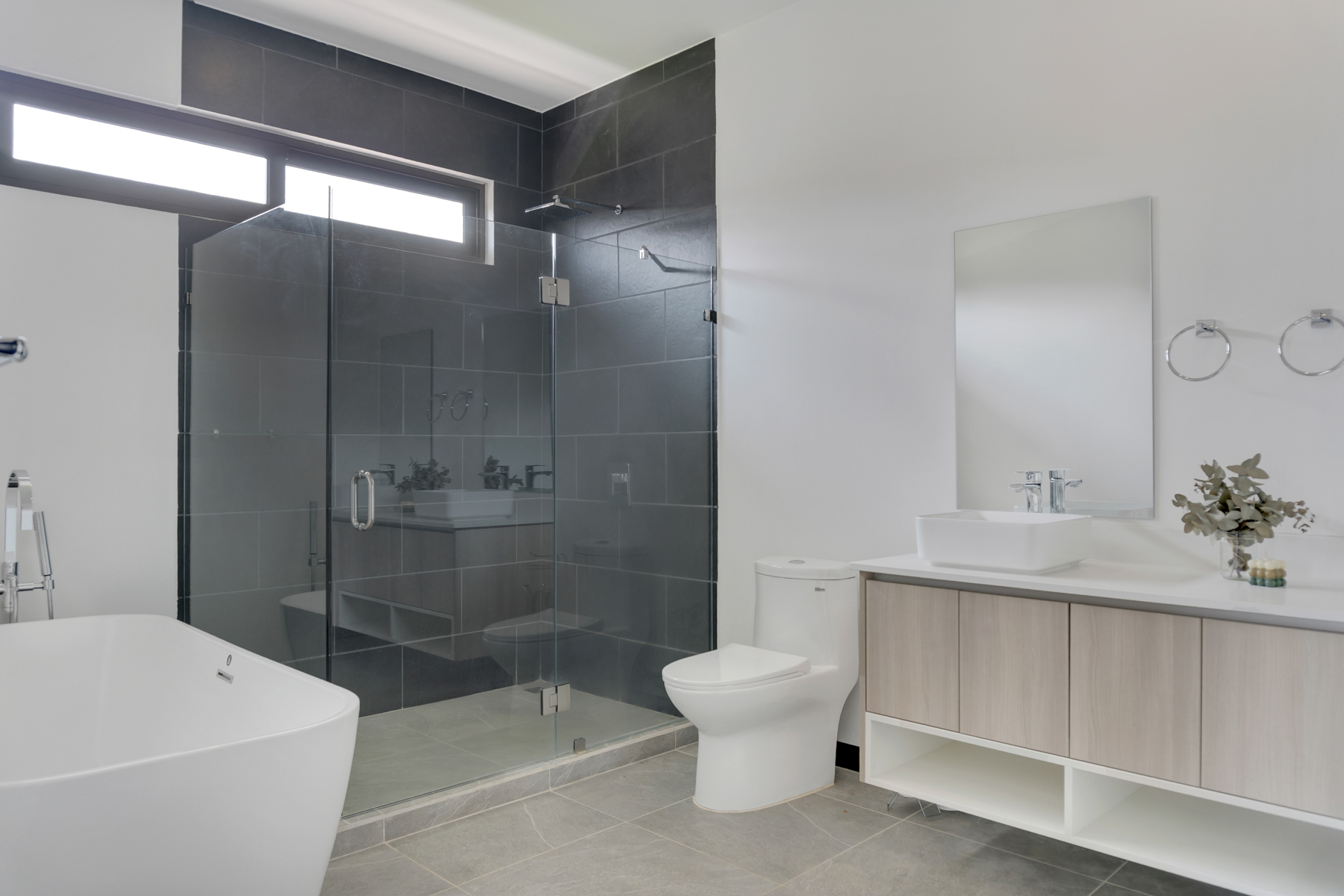 4 bed Single Family Homes For Sale in Playa Hermosa, Puntarenas - thumb 10