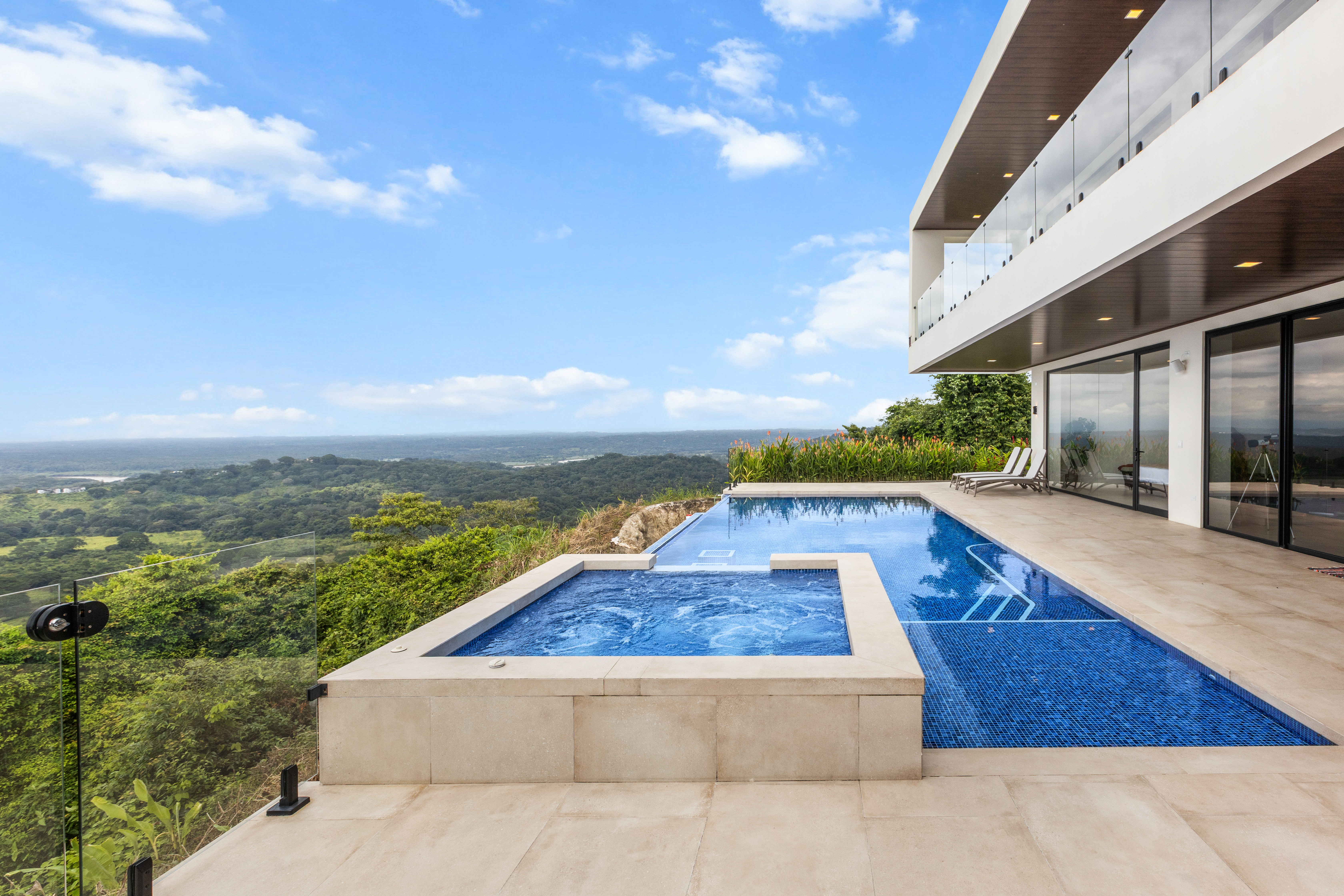 6 bed Single Family Homes For Sale in Tarcoles, Puntarenas - thumb 26