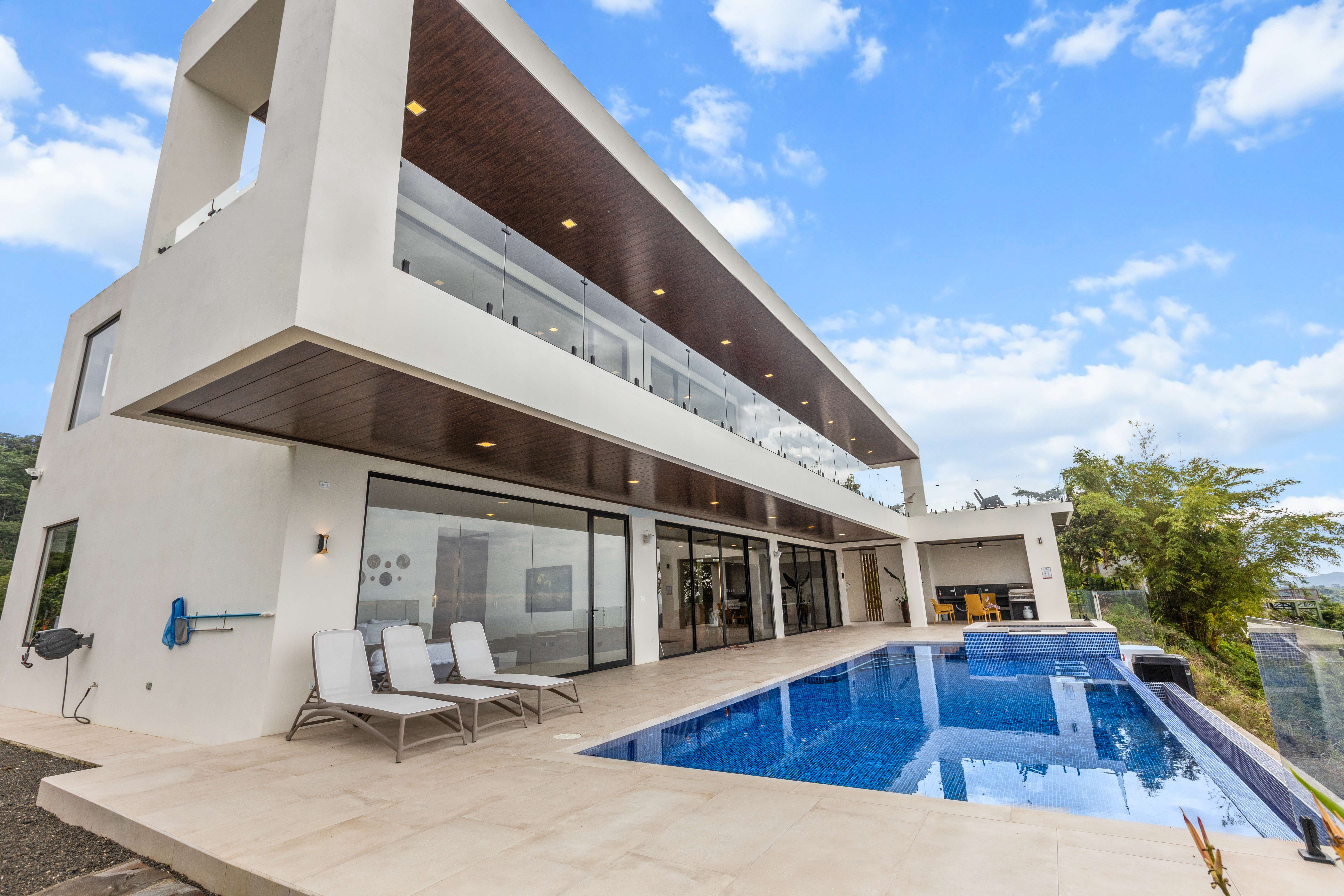 6 bed Single Family Homes For Sale in Tarcoles, Puntarenas - thumb 30