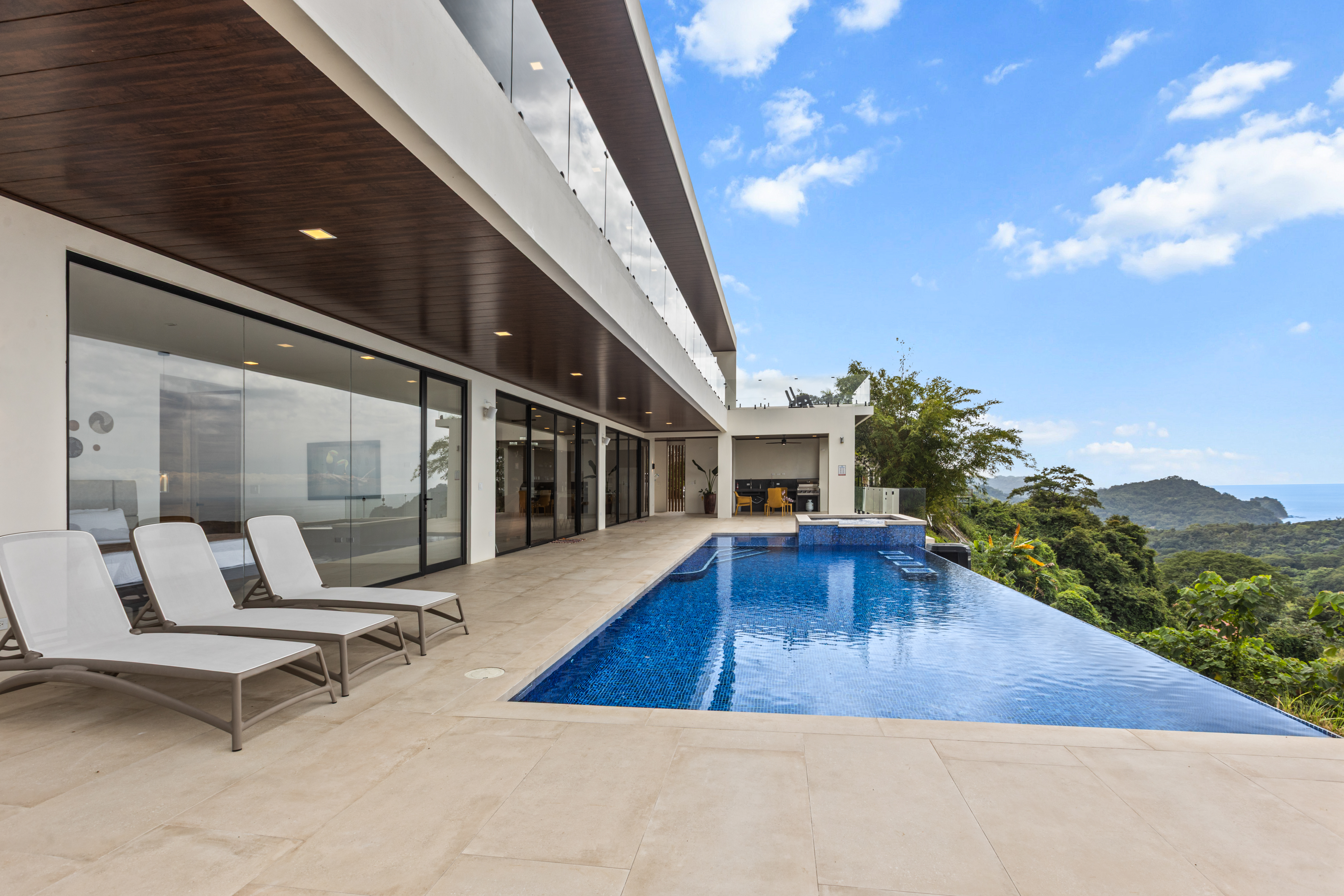 6 bed Single Family Homes For Sale in Tarcoles, Puntarenas - thumb 29