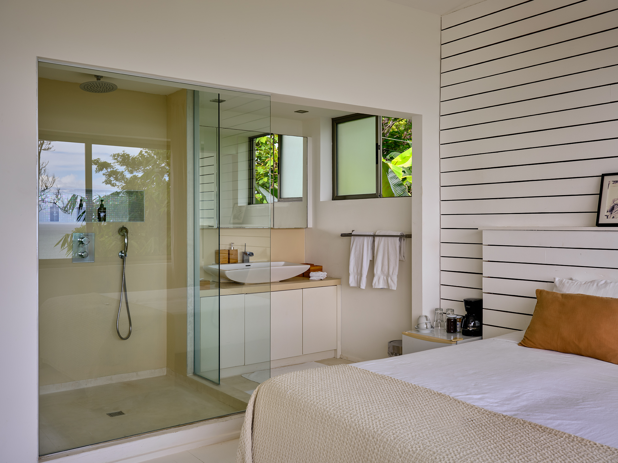 4 bed Single Family Homes For Sale in Santa Teresa, Puntarenas - thumb 13