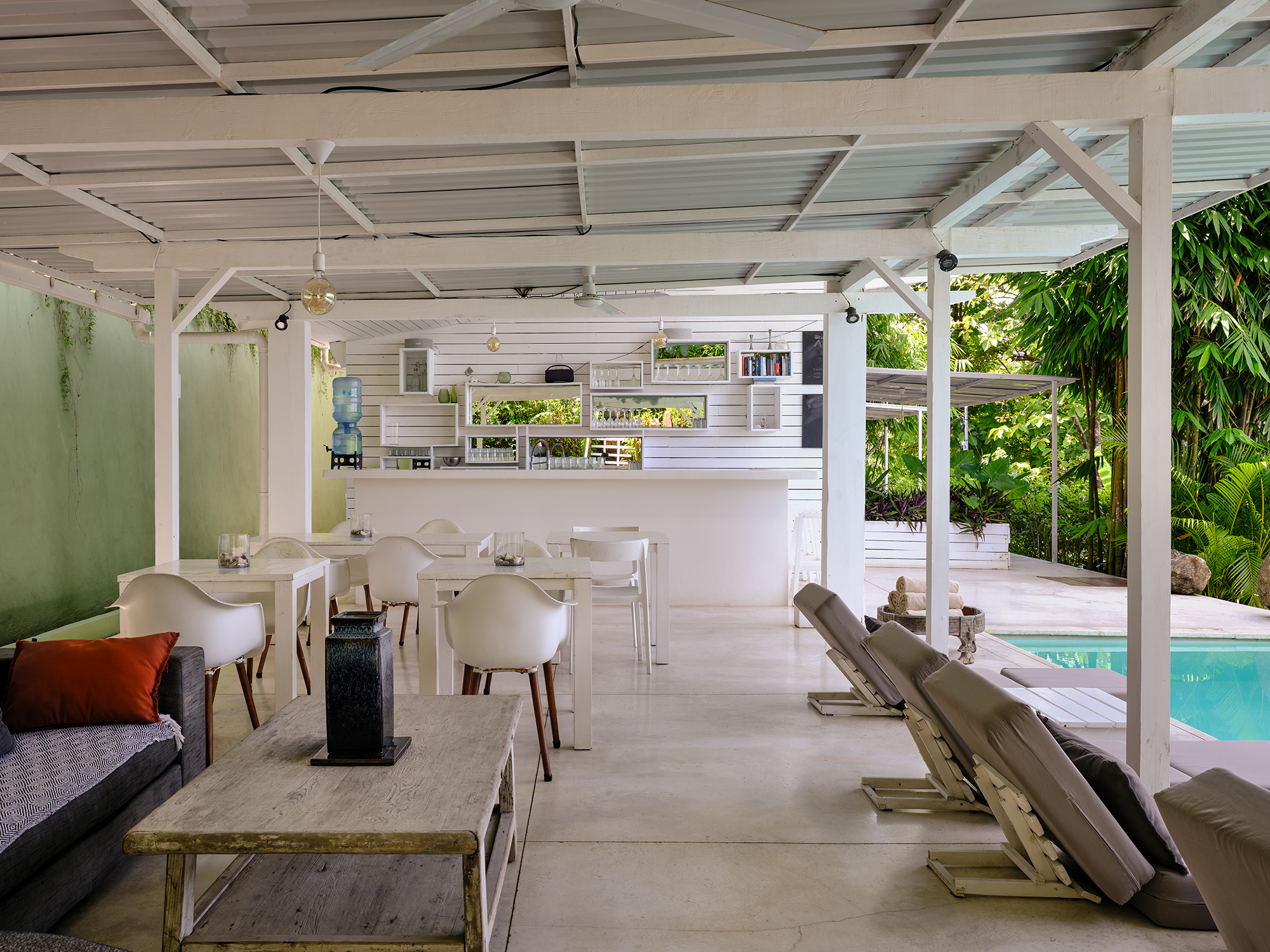 4 bed Single Family Homes For Sale in Santa Teresa, Puntarenas - thumb 5