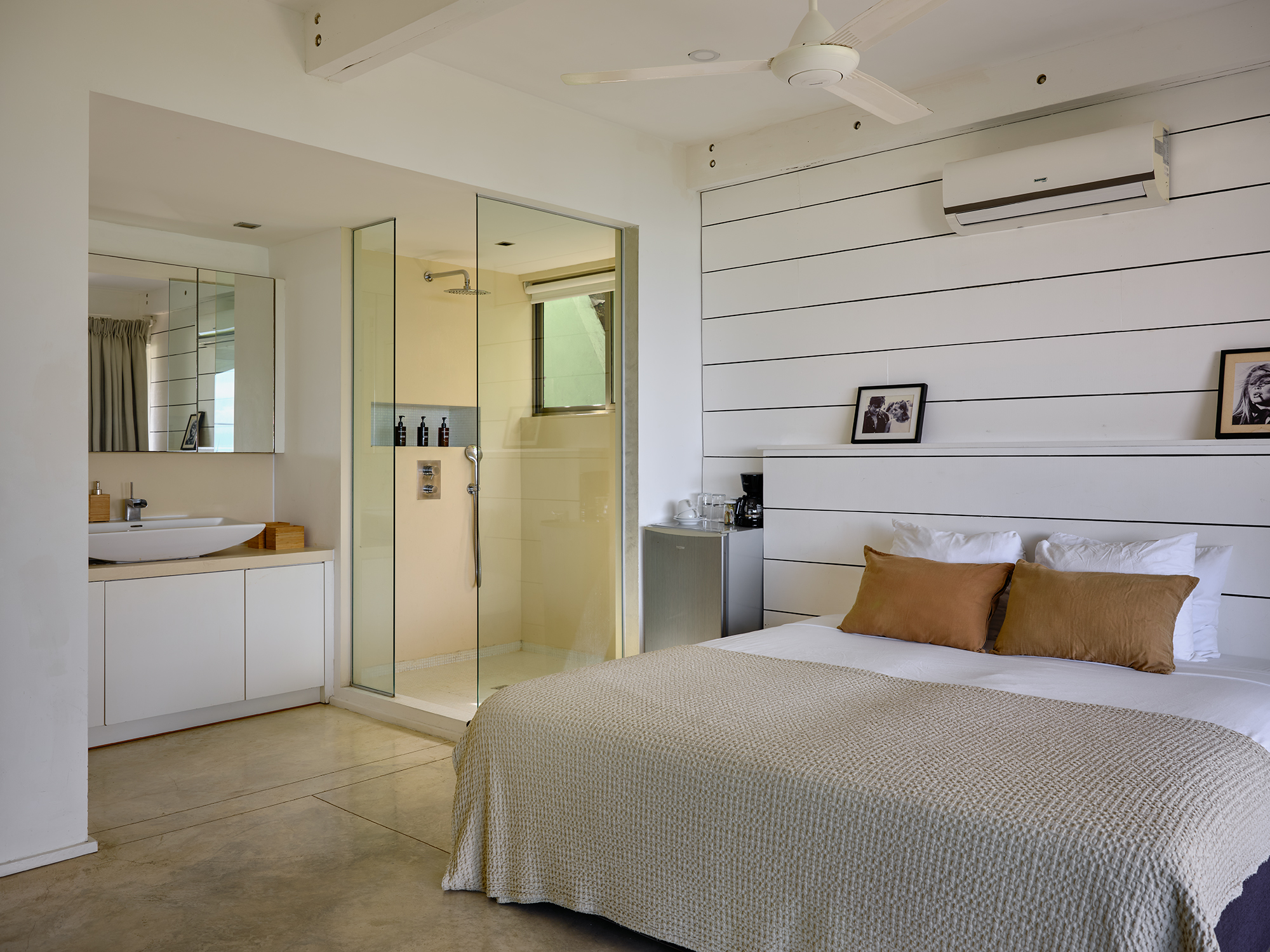 4 bed Single Family Homes For Sale in Santa Teresa, Puntarenas - thumb 12