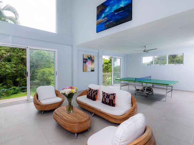 10 bed Single Family Homes For Rent in Quepos, Puntarenas - hero 11