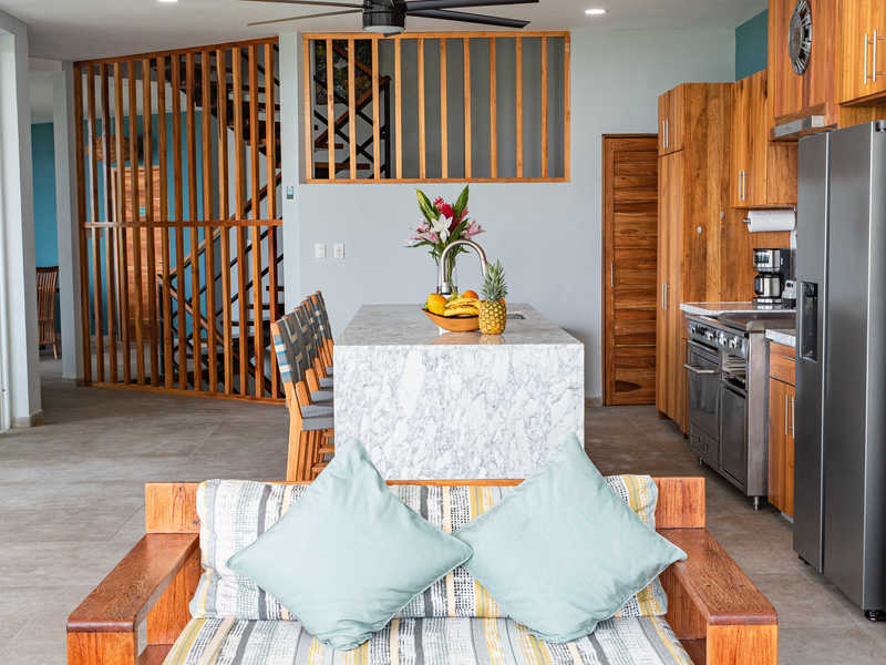 10 bed Single Family Homes For Rent in Quepos, Puntarenas - hero 12