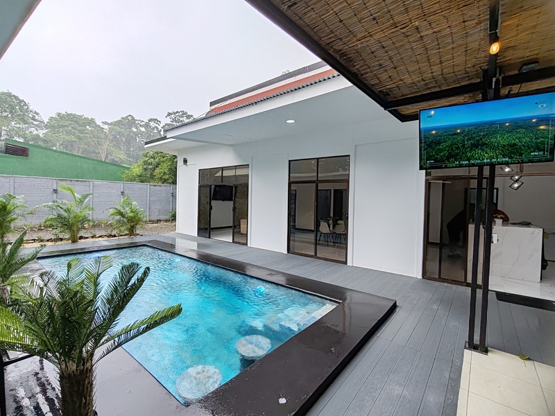 3 bed Single Family Homes For Sale in Puerto Viejo, Limón - 1