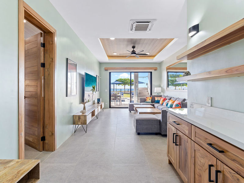 5 bed Single Family Homes For Sale in Playa Potrero, Guanacaste - hero 5