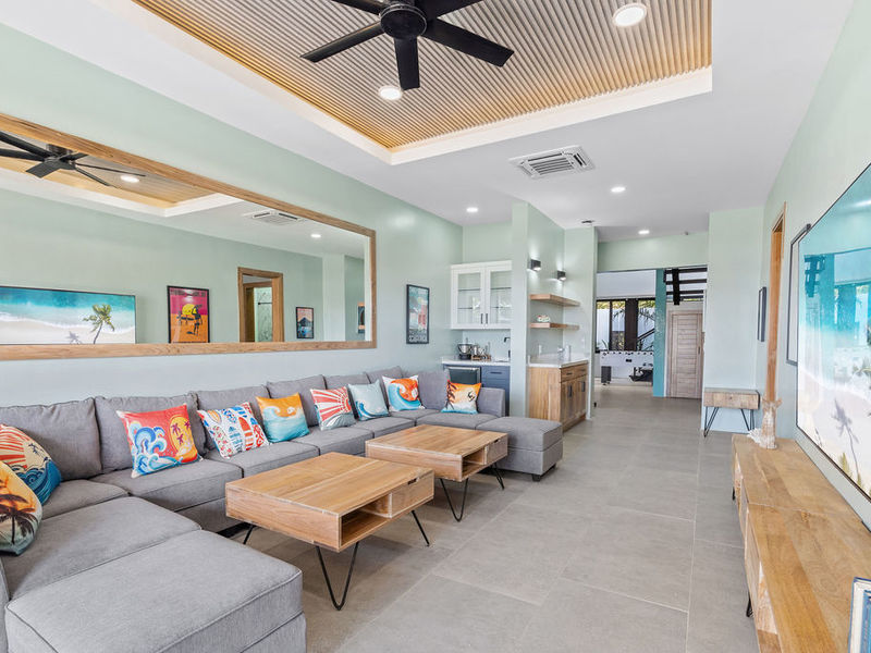 5 bed Single Family Homes For Sale in Playa Potrero, Guanacaste - hero 3