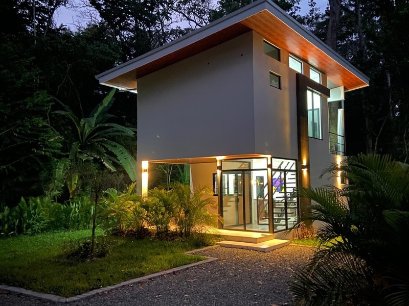 2 bed Single Family Homes For Sale in Puerto Viejo, Limón - 1