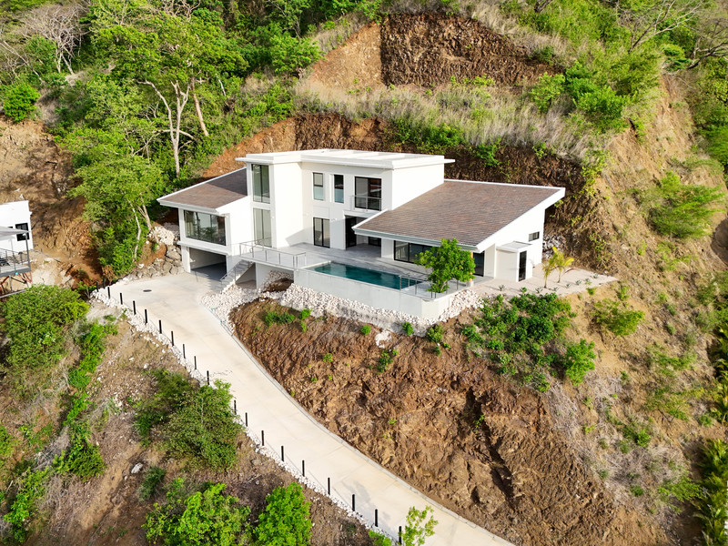 4 bed Single Family Homes For Sale in Playas Del Coco, Guanacaste - 1