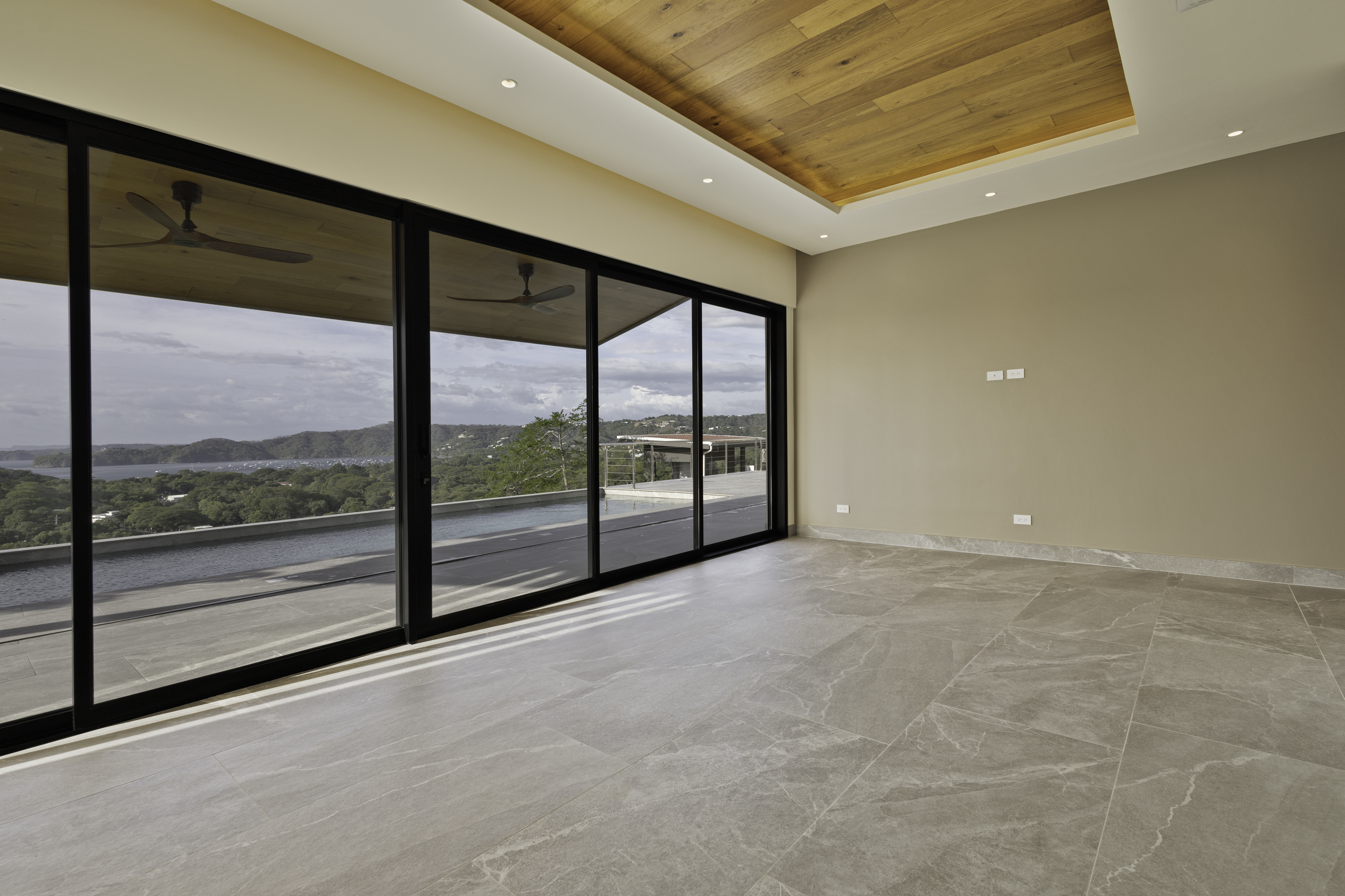 4 bed Single Family Homes For Sale in Playas Del Coco, Guanacaste - thumb 19