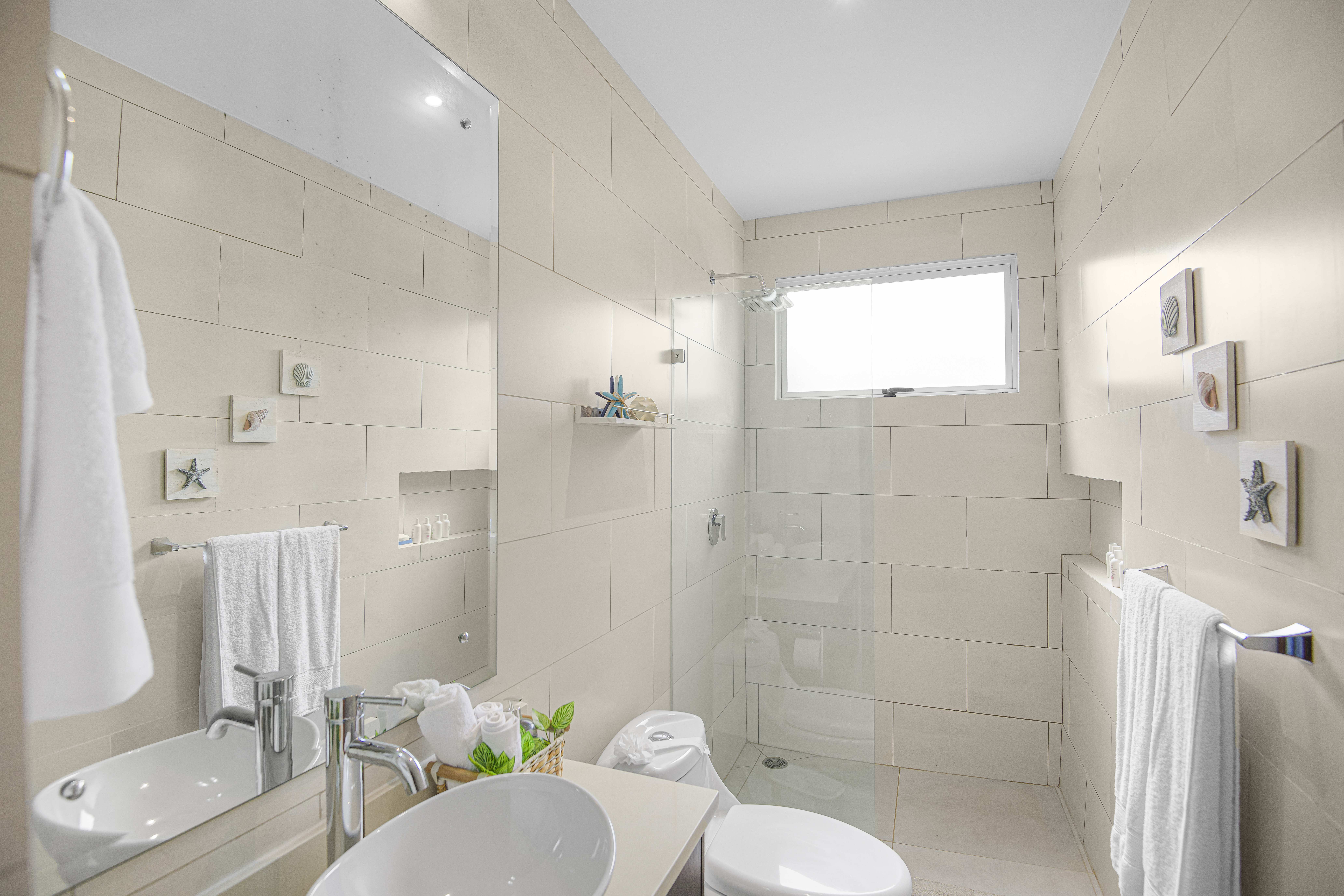 3 bed Single Family Homes For Sale in Jaco, Puntarenas - thumb 10