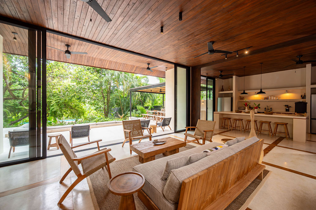 7 bed Single Family Homes For Sale in Playa Hermosa Santa Teresa, Puntarenas - thumb 4