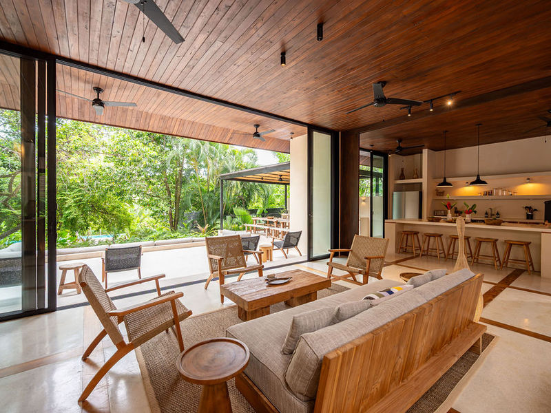 7 bed Single Family Homes For Sale in Playa Hermosa Santa Teresa, Puntarenas - photo 4