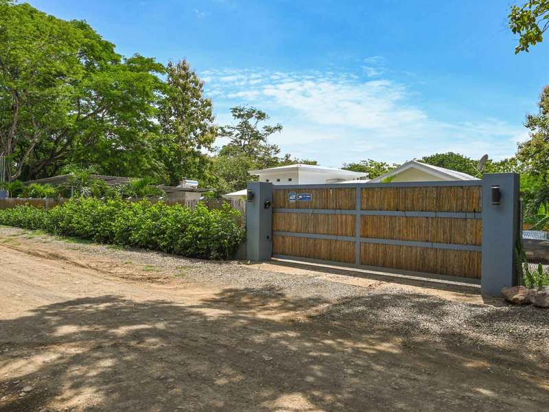 6 bed Single Family Homes For Sale in Tamarindo, Guanacaste - 1
