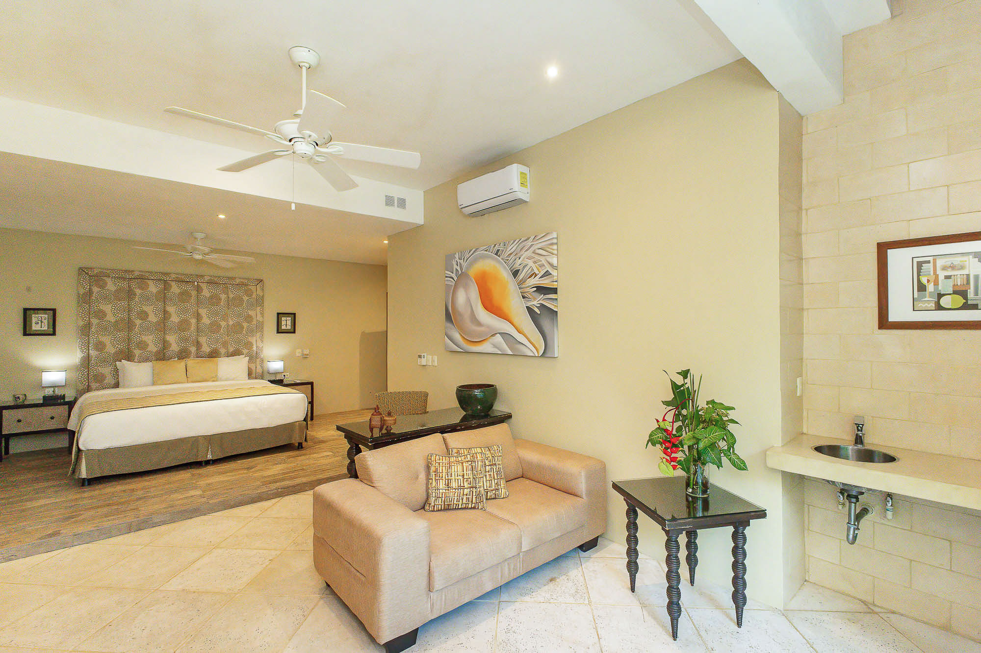 10 bed Single Family Homes For Sale in Manuel Antonio, Puntarenas - thumb 14