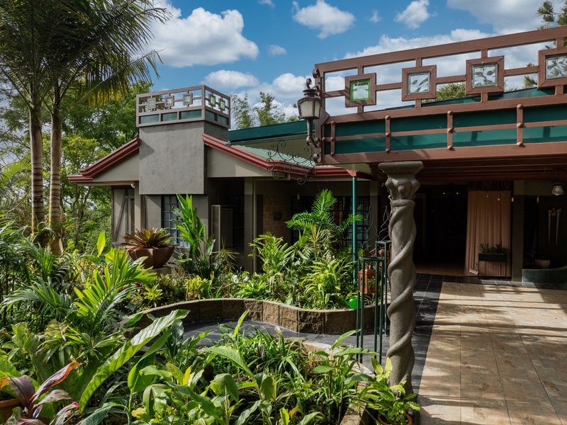 6 bed Single Family Homes For Sale in San Ramon, Alajuela - 1