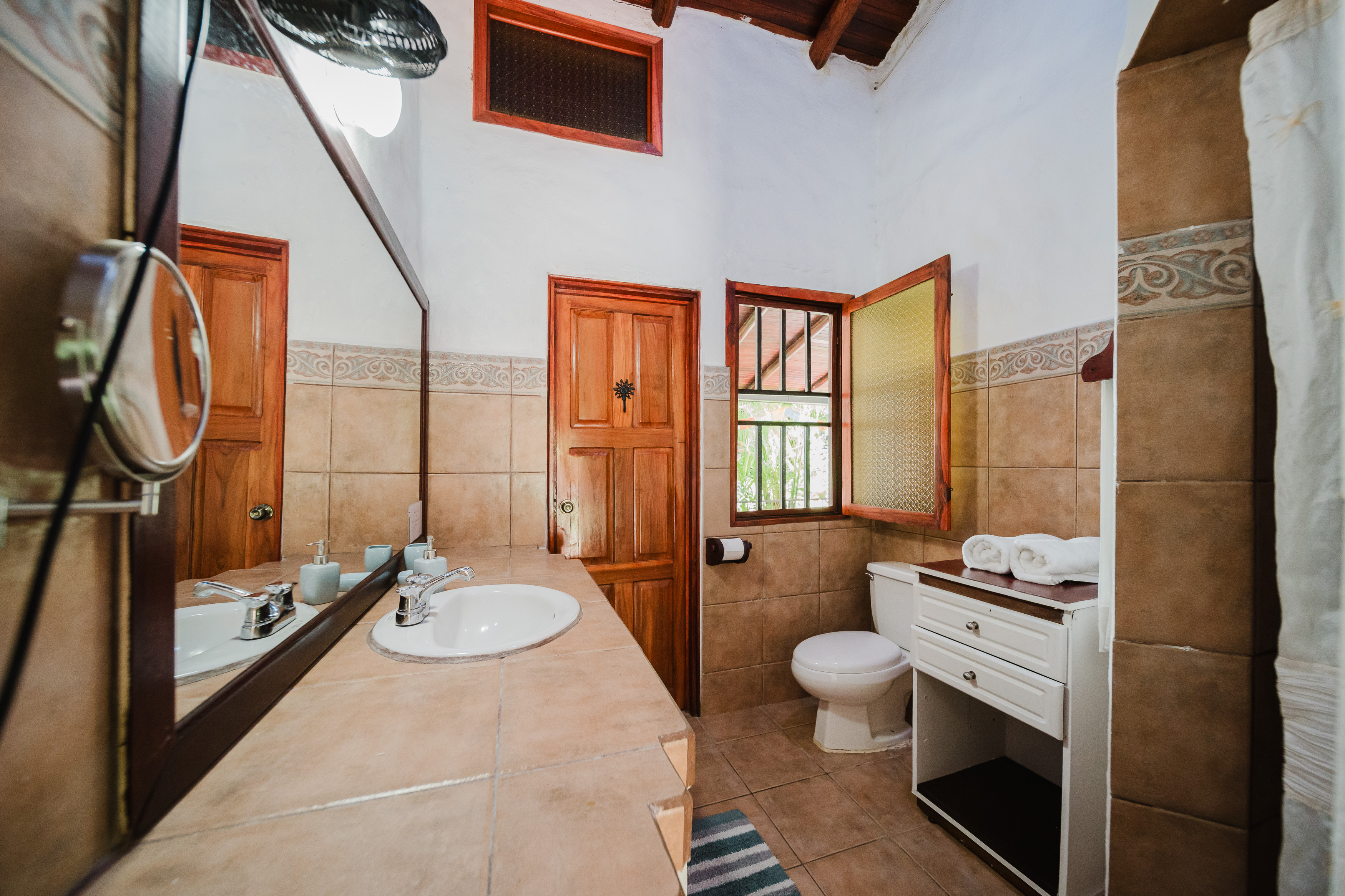 5 bed Single Family Homes For Sale in Manuel Antonio, Puntarenas - thumb 27