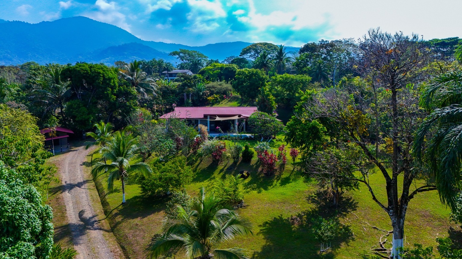 2 bed Single Family Homes For Sale in Ojochal, Puntarenas - thumb 3