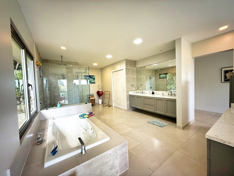 8 bed Single Family Homes For Sale in Cahuita, Limón - hero 28