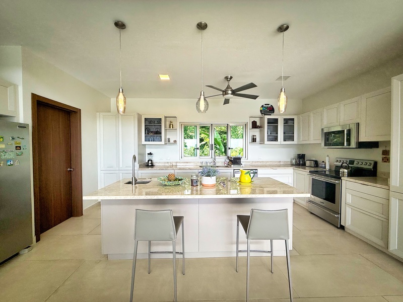 8 bed Single Family Homes For Sale in Cahuita, Limón - hero 21