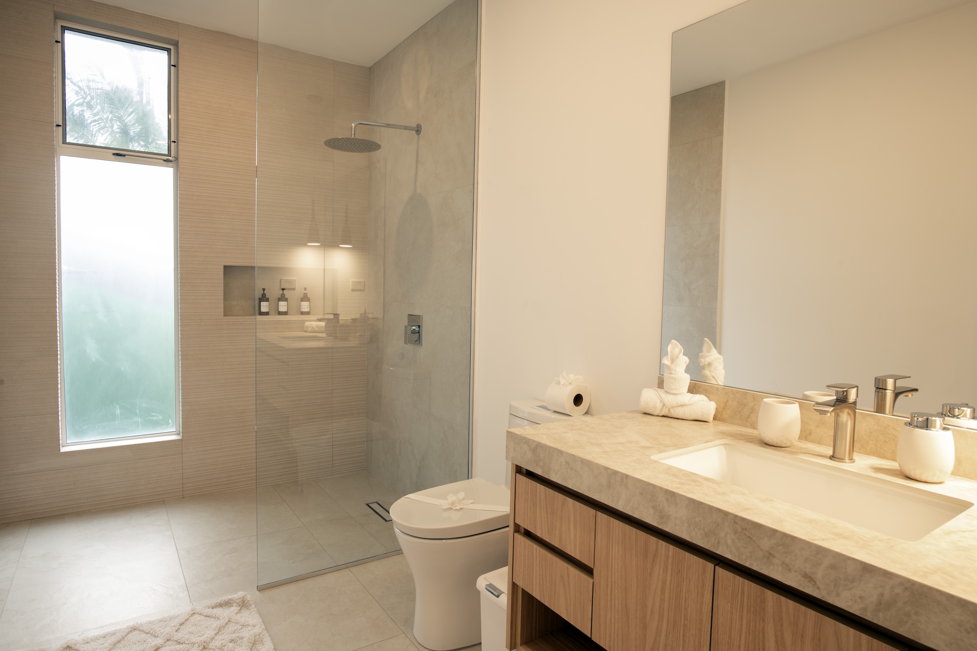 3 bed Single Family Homes For Sale in Jaco, Puntarenas - thumb 4