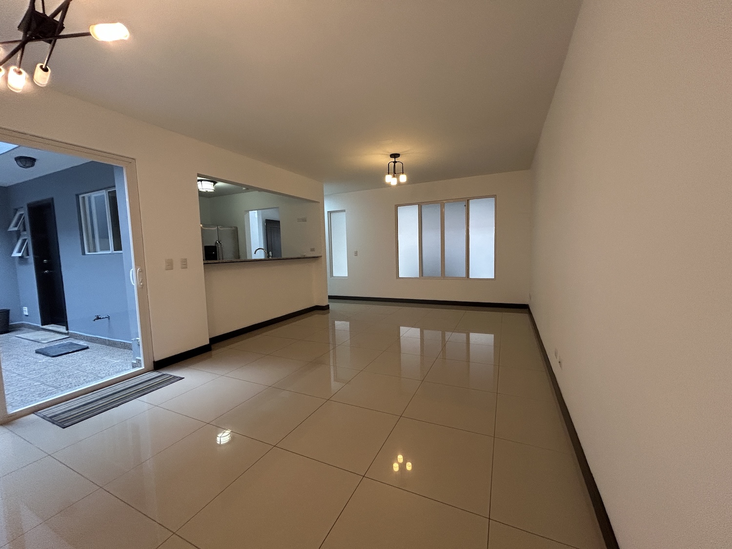 3 bed Single Family Homes For Sale in San Antonio De Escazu, San Jose - thumb 4